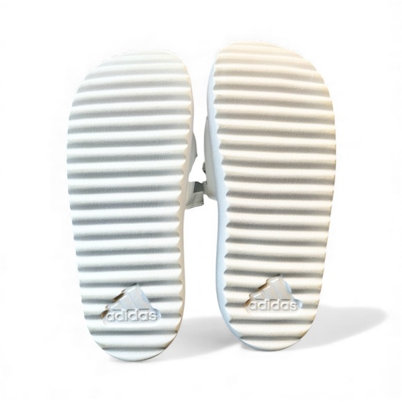 NWOT Adidas Platform Slides ** Women’s Size 9 ** Adilette True To Size ** - Picture 3 of 8